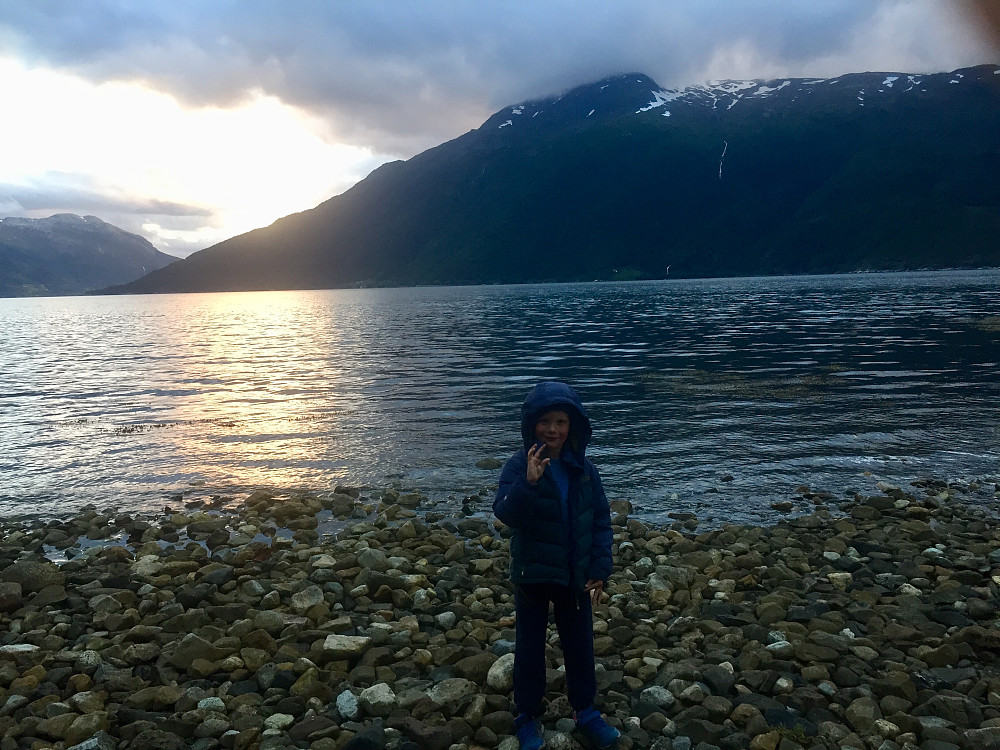 Herlige Vestlandet, fjord og fjell :-)