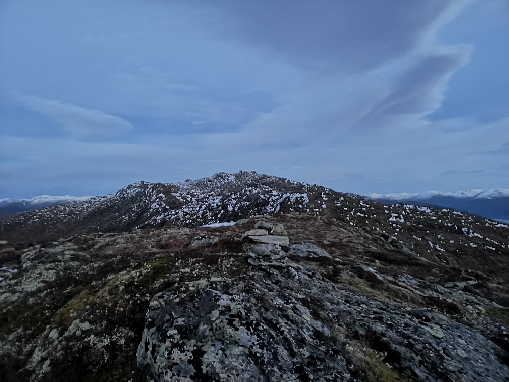 Austre Lotsbergnibba mot Svartegga