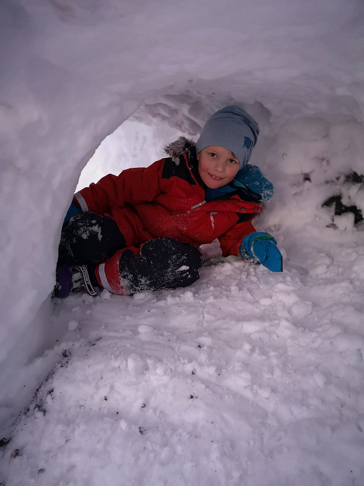 Tunnel med to innganger
