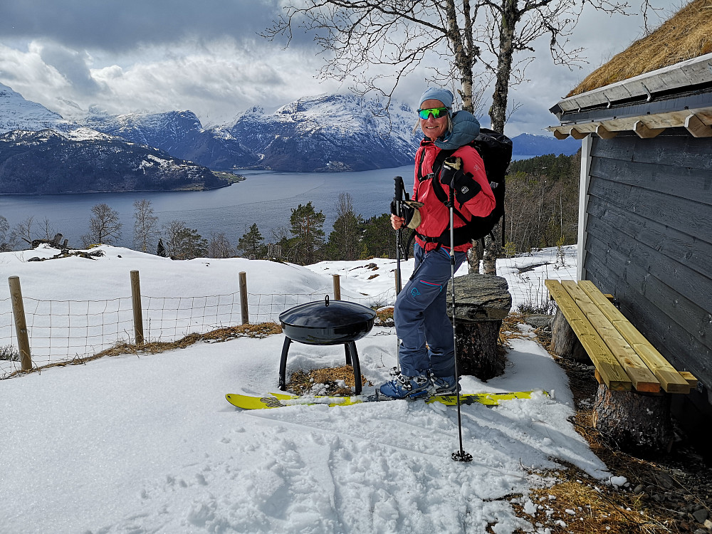 En fin stopp innom Lotsbergstøylen og selet vårt 