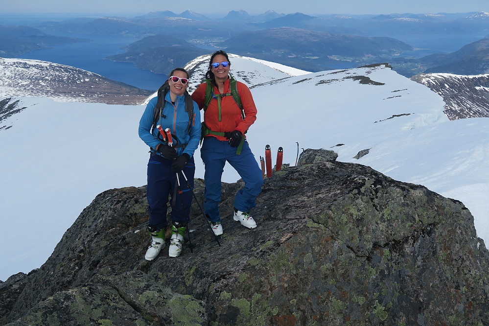 På toppen