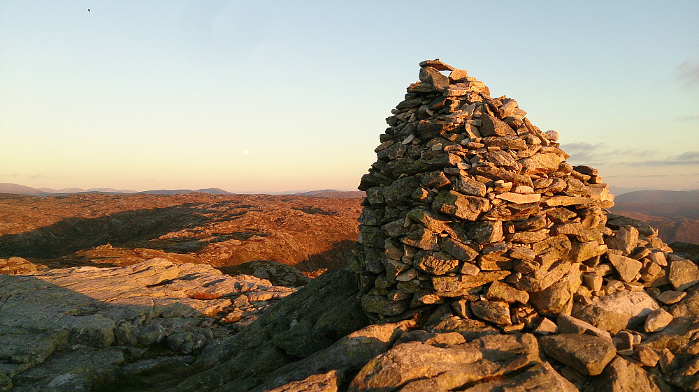 The cairn at the summit of Ulriken
