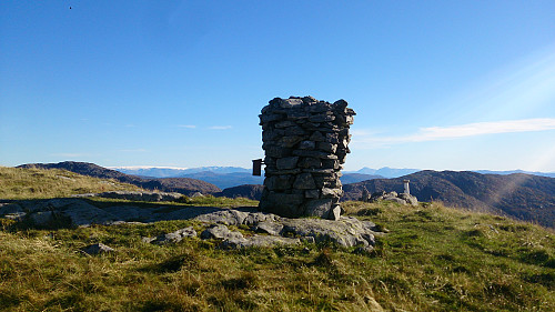The cairn at Hausdalshorga