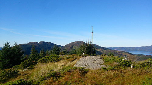 Birkelundsnipa with Høgstefjellet and Veten in the background