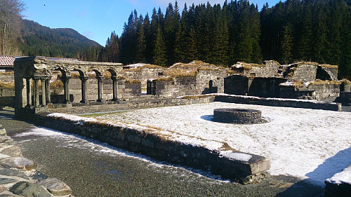 The Lysekloster Ruins