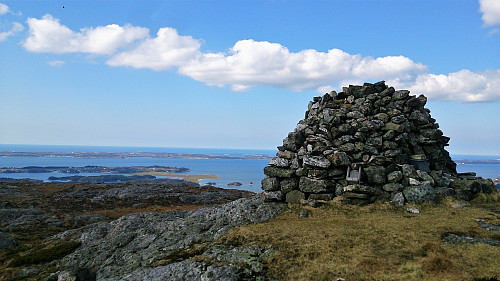 The cairn at Eldsfjellveten