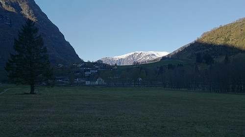 Fretheimshaugene from Brekke