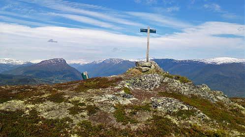 The summit of Skinarfjellet