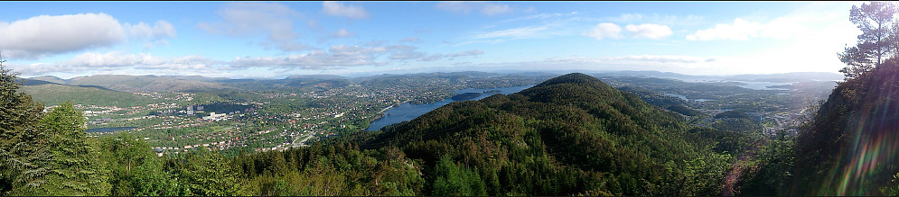 Gullsteinen from the ascent to Løvstakken
