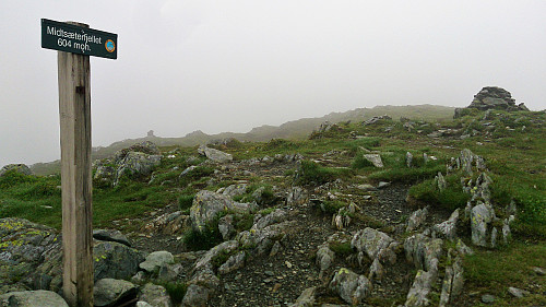The summit of Midseterfjellet