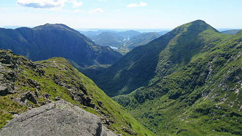 View from Toro. Søtefjellet to the left. Hausdalshorga to the right.