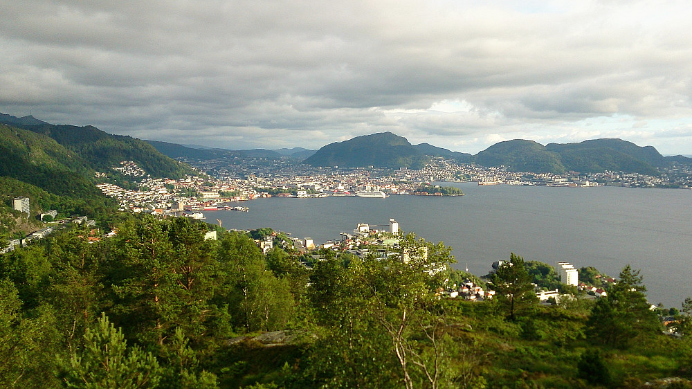 View from Ørneberget towards the Bergen city center