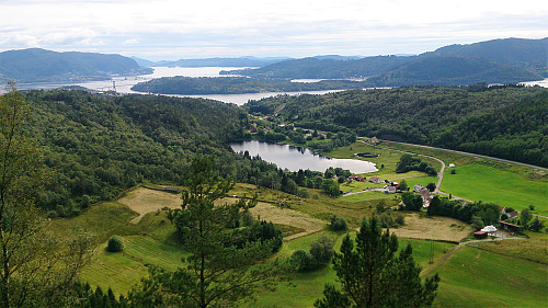 From the trail towards Indregardsfjellet