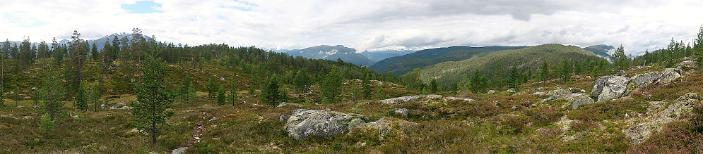 North from southeast of Søre Gråbrørne