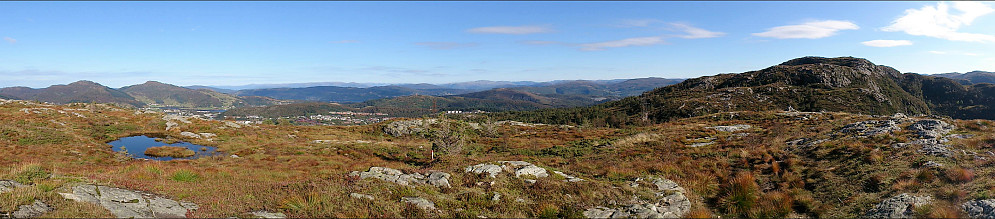 East/southeast from Nukane. Storsåta to the right. 