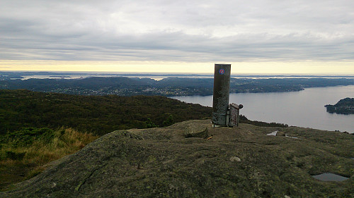 The trig marker at Tellevikafjellet. View west.