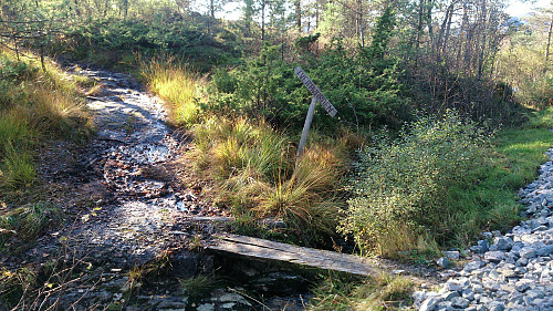 The start of the trail towards Tveitavarden