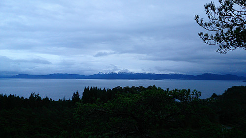 Southeast from Stordalsåsen