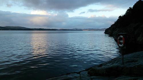 View north from in between Helleneset and Midtneset