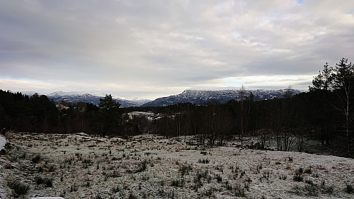 View towards Fusafjellet and Eikelandsosen