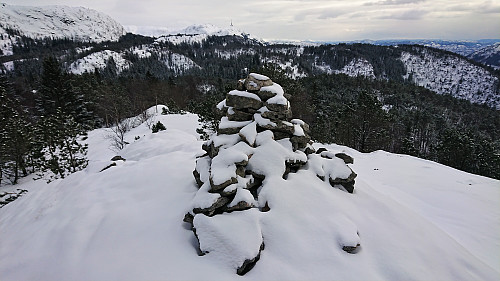 The cairn at Sandviksfjellet with Ulriken in the background