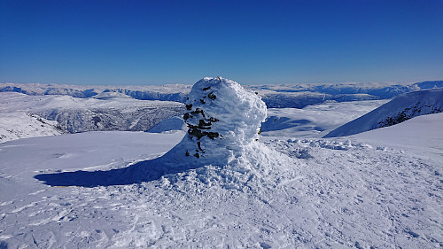 The northern 1565 cairn