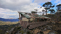 Old shelter at Skantane