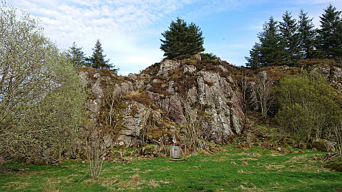 Looking back at the end of the trail down from Ørnhaugen