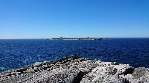 View towards Løno from Sandeidneset