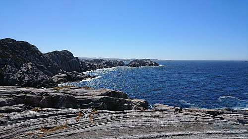 View south from Sandeidneset