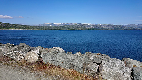 View towards Hardangerjøkulen from Sysendammen