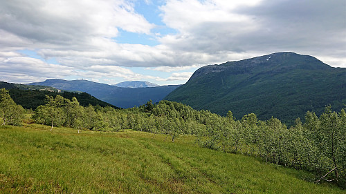View towards Storehaugfjellet, Bleia and Skriki from the descent