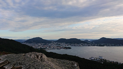 View towards the city center from Orretua