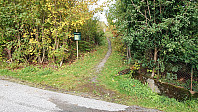 Marked trailhead at Hatland