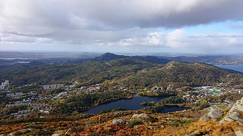 View west from Løvstakken