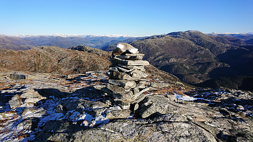 The cairn at Hestafjellet