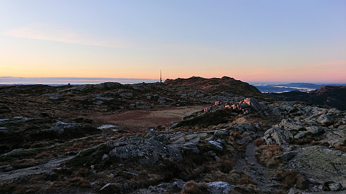 Approaching Ulriken