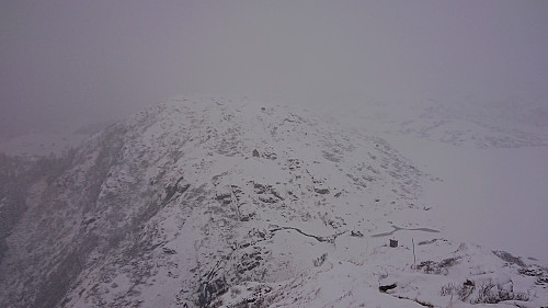 View toward Huldraheimen from the descent to Øvre Jordalsvatnet
