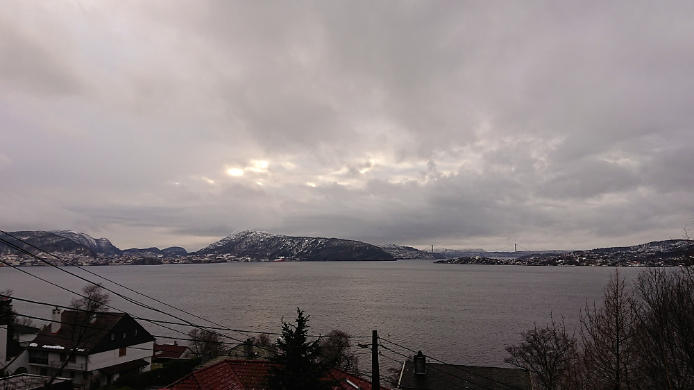 View west from Helleveien
