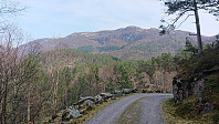 Gravel road to Husdalen