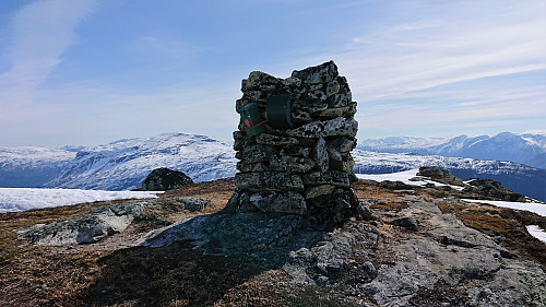 Lusaskard with Skriki in the background left