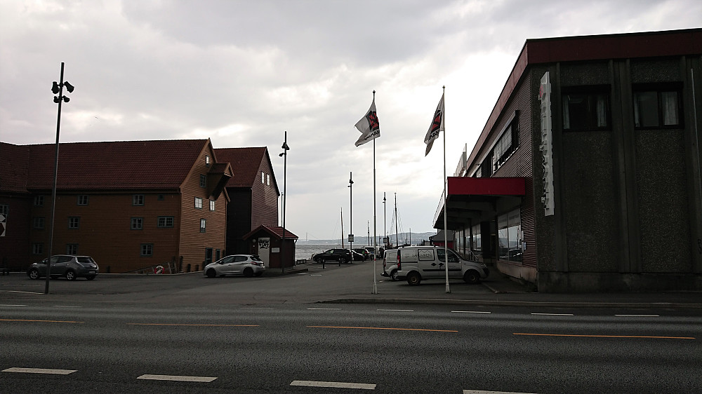 Waiting for the bus at Sandvikstorget which I reached just as the heavy rain started falling