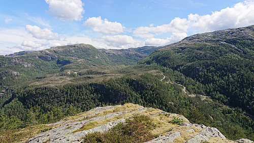Towards Tyssebotnen from Sørkletten