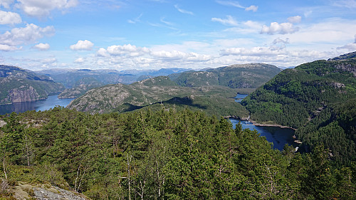 North from Sørkletten