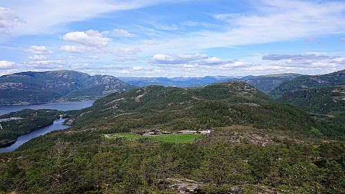 Nonkletten and Sørkletten from Klubben