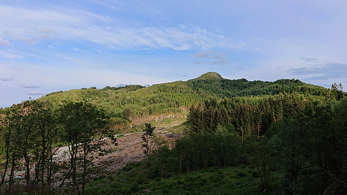 Looking up at Veten from the ascent