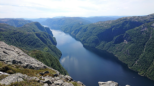 South along Veafjorden from Fylenipa utsiktspunkt