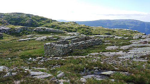 The remains of Jamnesætra