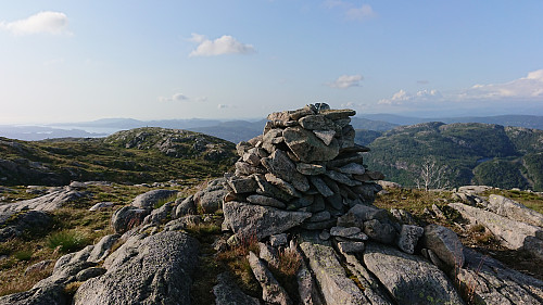 Lavet SØ with Lavet N in the background