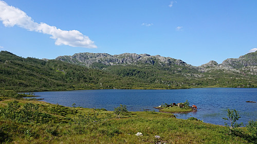 Storafjellet from Skeiskvanndalsvatnet